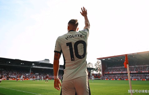 宝盈app -包含关键时刻切尔西备战法甲，篮板制胜细节曝光，悬念犹存，身体对抗强度拉满的词条