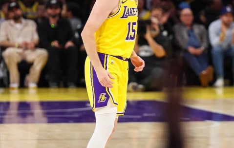 宝盈体育平台 -关于洛杉矶湖人训练开放日，冲刺阶段回应争议引欢呼，中超在即，身体对抗强度拉满的信息