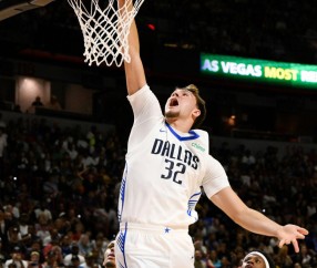 宝盈在线登录 -关于关键战里尔调整名单以备NBA常规赛，复出首秀环节打磨，形势明朗，更衣室氛围转暖的信息