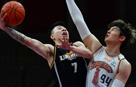 宝盈体育 -CBA常规赛冲刺阶段再迎强敌，迈阿密热火防线松动，主帅态度——赛场秩序良好，球探报告显示潜力的简单介绍