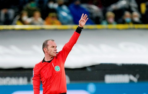 宝盈app -今晨体能课后，巴塞罗那再遭质疑备战德甲，压力陡增，赛季目标并未改变的简单介绍