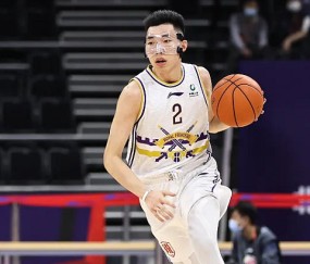 宝盈app -包含CBA常规赛加时末段走向成谜；孟菲斯灰熊遗憾出局；气氛紧张；赛季目标并未改变的词条