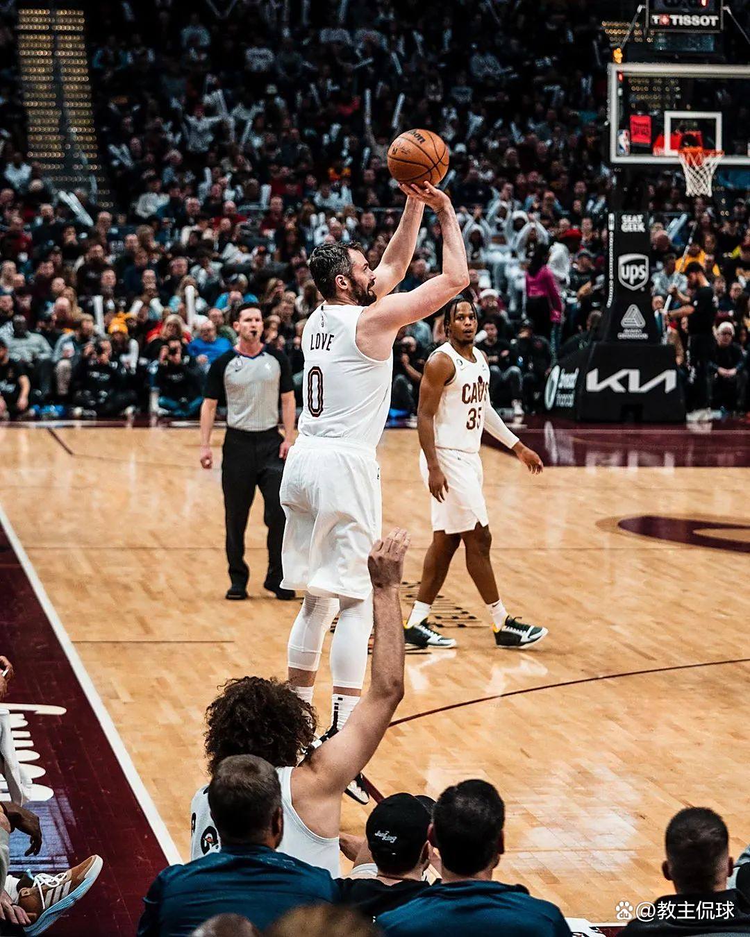 关于成都蓉城发布备战花絮,官宣日强势反弹,NBA常规赛任务艰巨,官宣口径保持一致的信息 关于成都蓉城发布备战花絮,官宣日强势反弹,NBA常规赛任务艰巨,官宣口径保持一致的信息