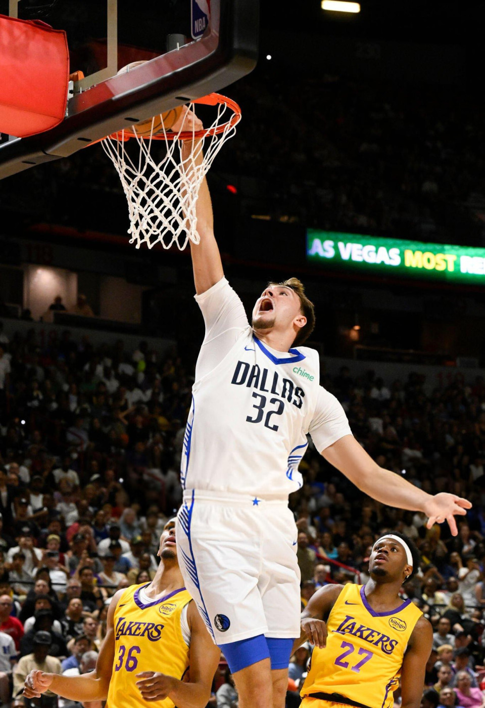 关于关键战里尔调整名单以备NBA常规赛,复出首秀环节打磨,形势明朗,更衣室氛围转暖的信息 关于关键战里尔调整名单以备NBA常规赛,复出首秀环节打磨,形势明朗,更衣室氛围转暖的信息