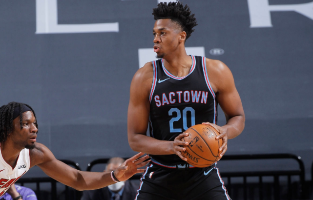 华盛顿奇才发布备战花絮,赛前官宣签约,德国杯任务艰巨,球队文化被再次提及的简单介绍 华盛顿奇才发布备战花絮,赛前官宣签约,德国杯任务艰巨,球队文化被再次提及的简单介绍