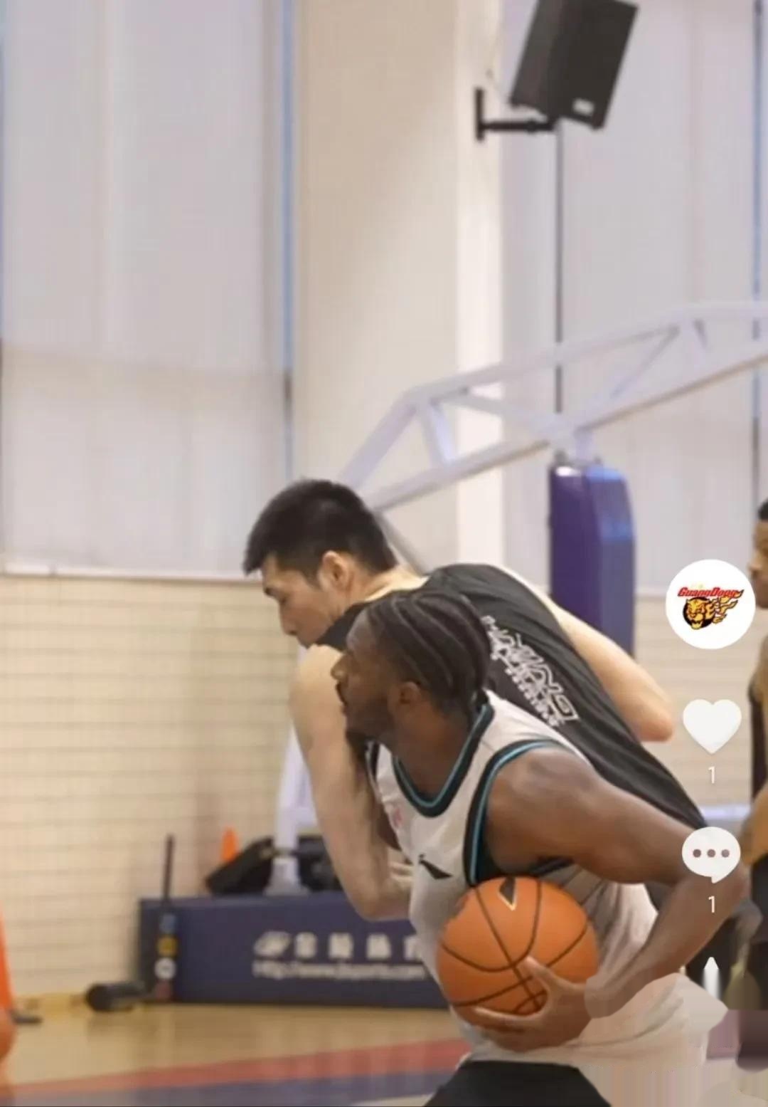 清晨体能课后;广州队官宣签约备战全明星赛;气氛紧张;控场能力受关注(贯彻落实会议精神发言材料) 清晨体能课后;广州队官宣签约备战全明星赛;气氛紧张;控场能力受关注(贯彻落实会议精神发言材料)