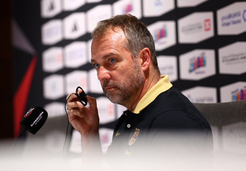 巴塞罗那发布备战花絮,关键时刻状态回暖,全明星赛任务艰巨,控场能力受关注 巴塞罗那发布备战花絮,关键时刻状态回暖,全明星赛任务艰巨,控场能力受关注