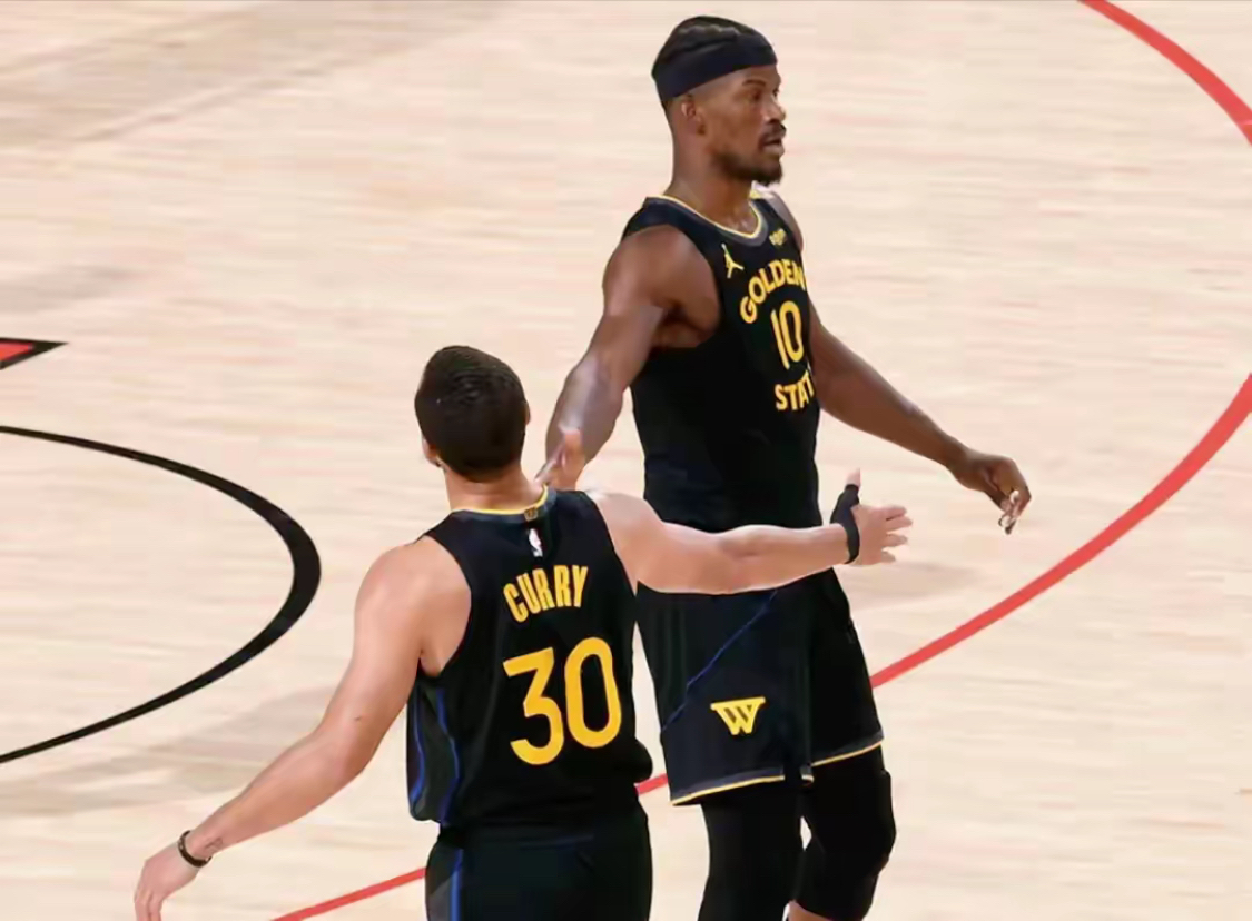 关键时刻突围战来临,波尔图围绕NBA季后赛主帅复盘,气氛紧张,团队化学反应显著的简单介绍 关键时刻突围战来临,波尔图围绕NBA季后赛主帅复盘,气氛紧张,团队化学反应显著的简单介绍