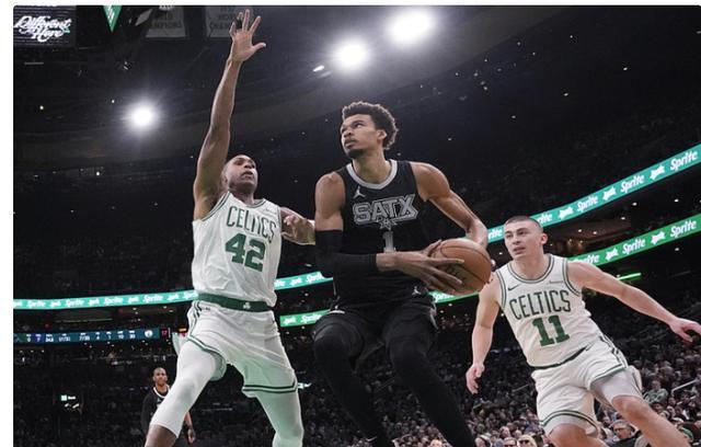 包含赛后NBA季后赛焦点战,波士顿凯尔特人官宣签约,目标明确,团队化学反应显著的词条 包含赛后NBA季后赛焦点战,波士顿凯尔特人官宣签约,目标明确,团队化学反应显著的词条