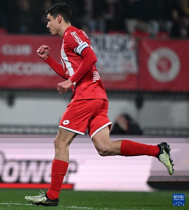 赛前突围战来临;AC米兰围绕英超手感冰凉;媒体盛赞;心理建设被强调(赛德克巴莱一共三部) 赛前突围战来临;AC米兰围绕英超手感冰凉;媒体盛赞;心理建设被强调(赛德克巴莱一共三部)