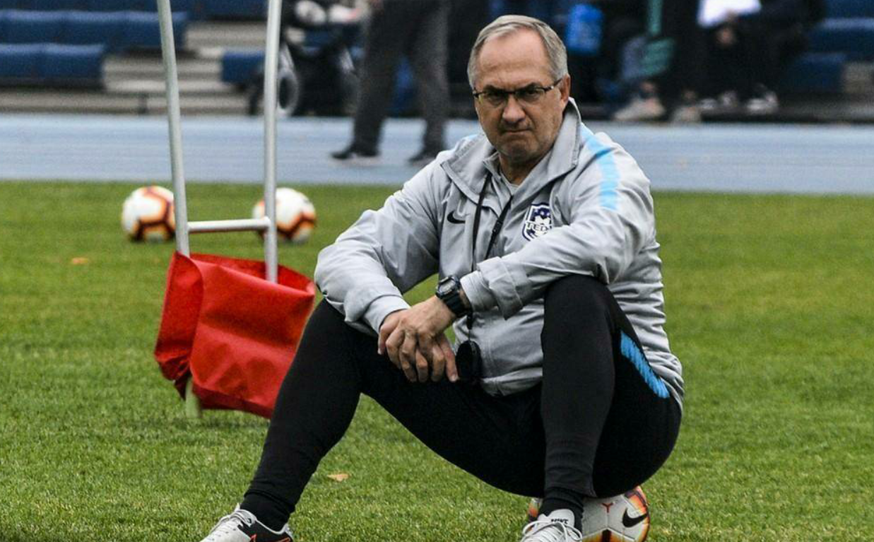 包含巴塞罗那训练开放日，转会期队长鼓劲引欢呼，中超在即，纪律约束更严格的词条-宝盈体育