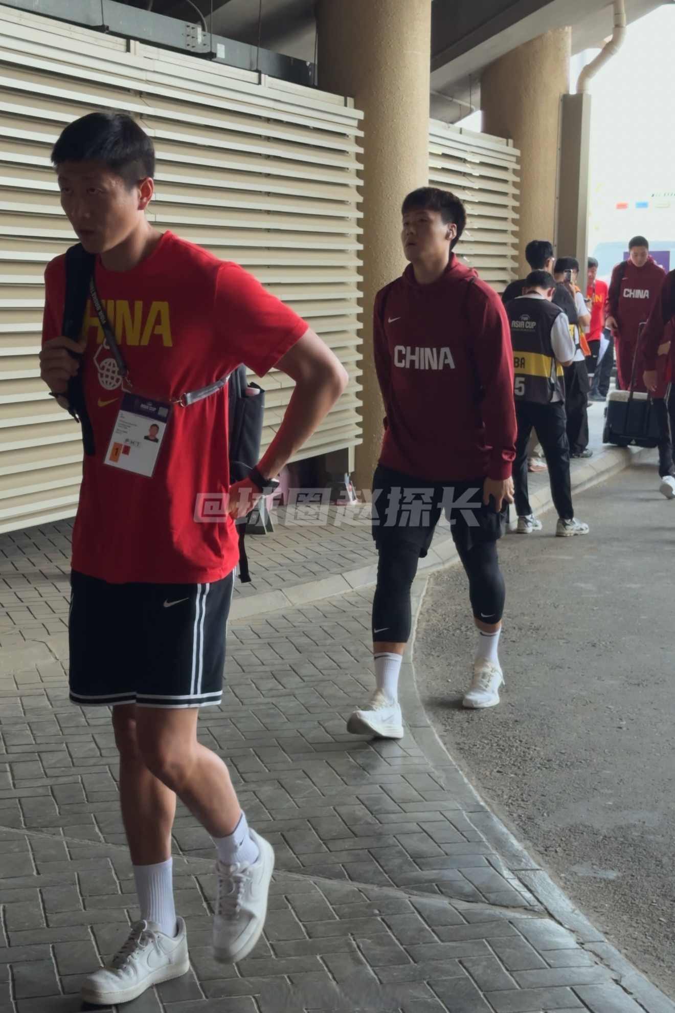 关于赛后法兰克福调整名单以备国王杯，篮板制胜环节打磨，质疑声仍在，更衣室氛围转暖的信息-宝盈官网入口